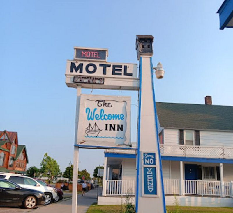 Apple Blossom Boutique (Dancys Motel, Welcome Inn) - Web Listing